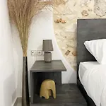 23 Apartment