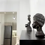 23 Apts Apartamento
