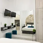 23 Apts