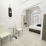 23 Apts *